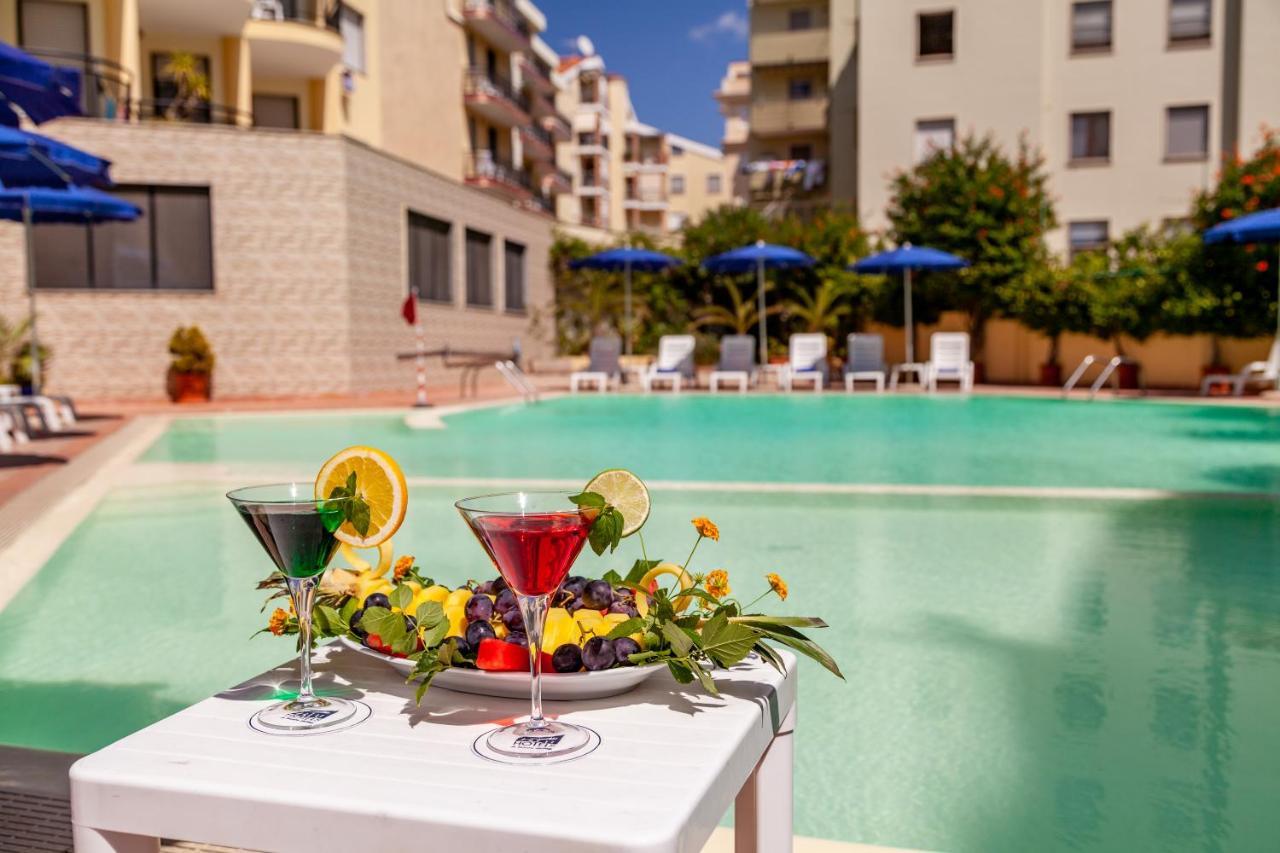 Rina Hotel Альгеро Экстерьер фото